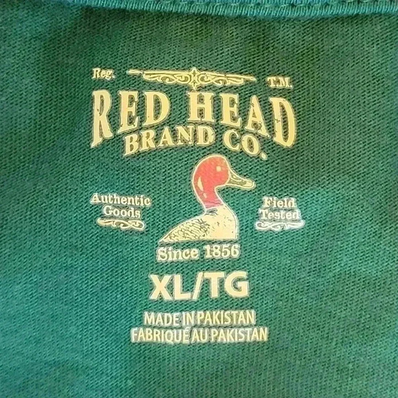 Red Head Brand Co. Merry Fishmas Green Longsleeve‎ Tshirt, Size XL - Picture 6 of 7